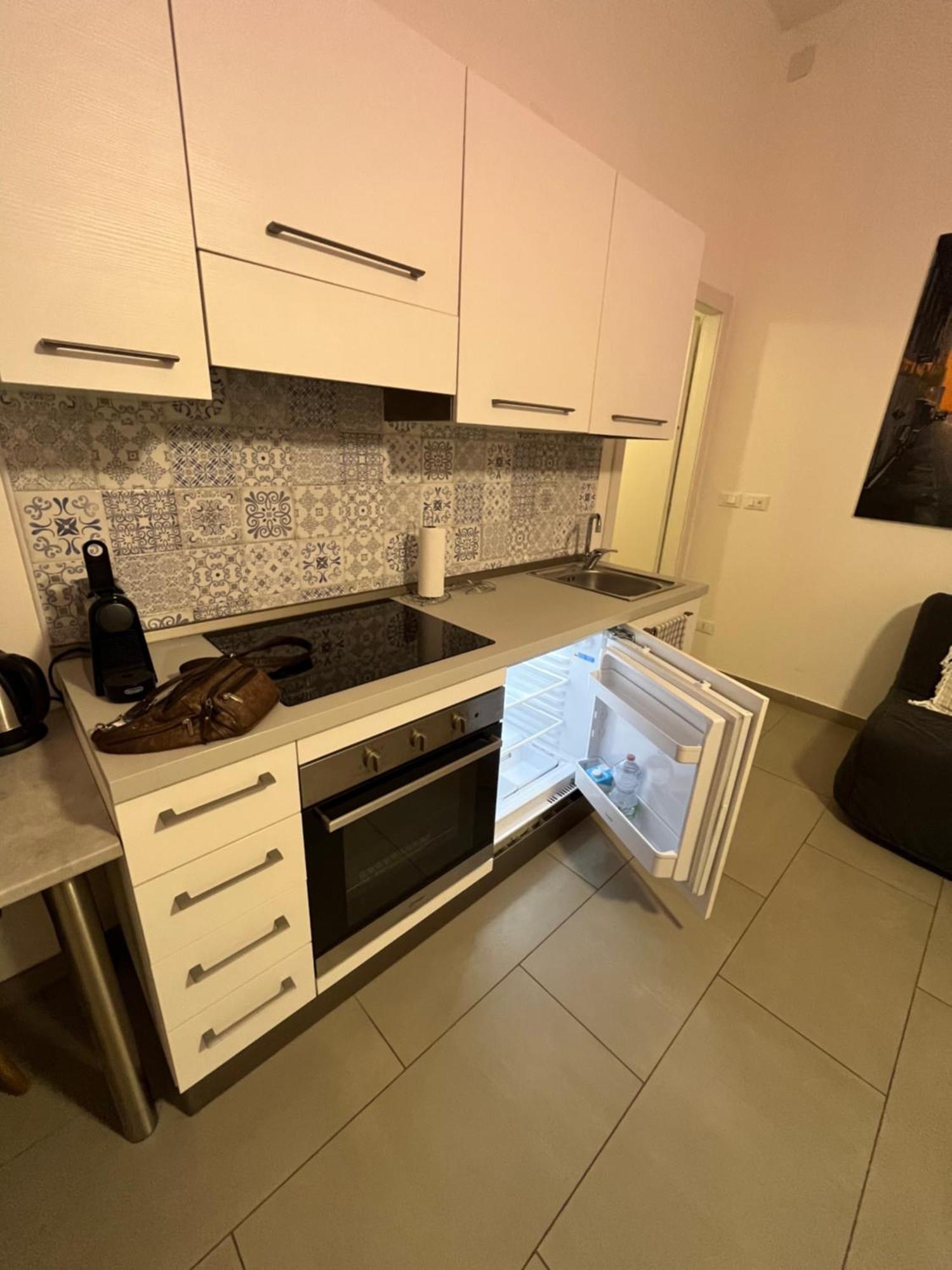 Casa Cirenaica Art House Apartment Bologna Bagian luar foto
